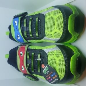 NWT TMNT stride rite sneakers.  Youth 2.5